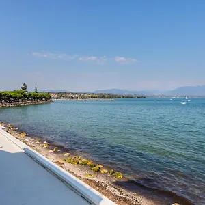 Aparthotel Residenza Miralago By Wonderful Italy, Desenzano del Garda