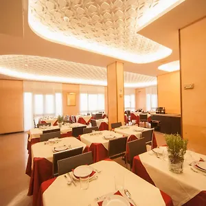 hotel-manola.riccione-hotels.org/